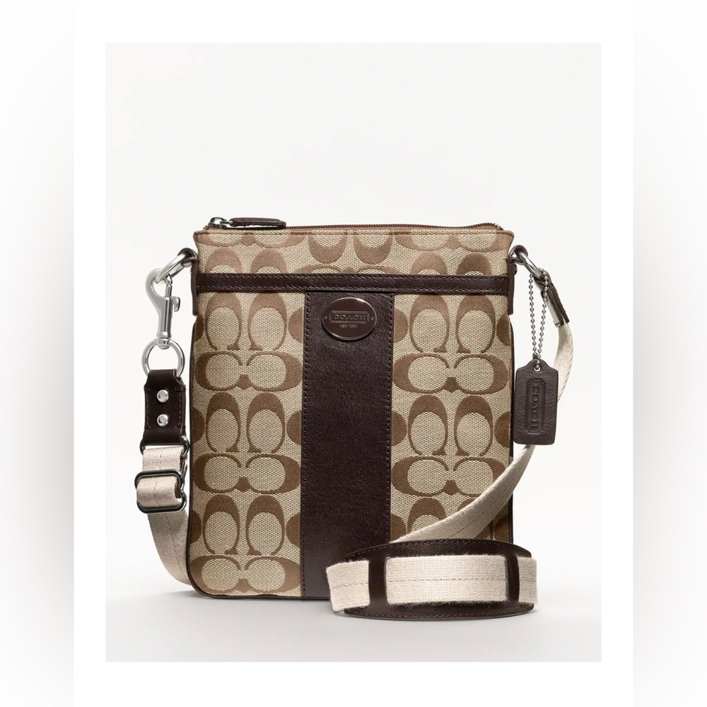 COACH Legacy Signature Swingpack | Crossbody Shoulder Purse